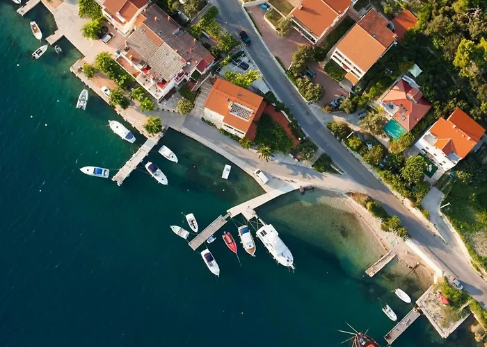 Seaview 3708