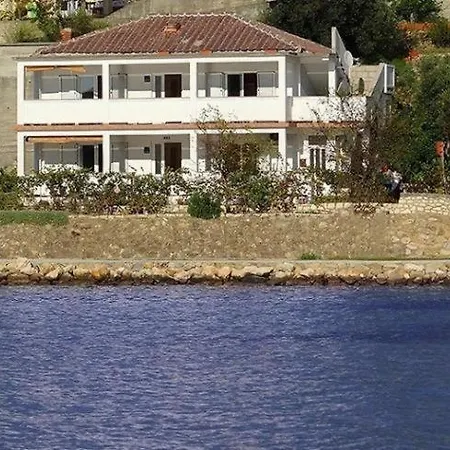 Seaview 3708