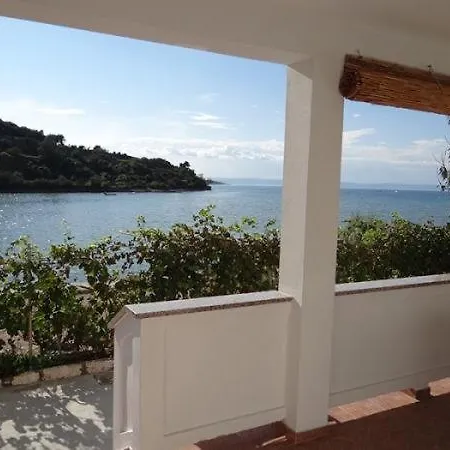 Seaview 3708 *