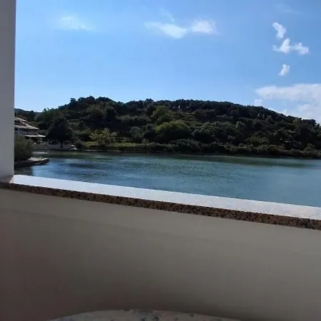 Seaview 3708 Kampor