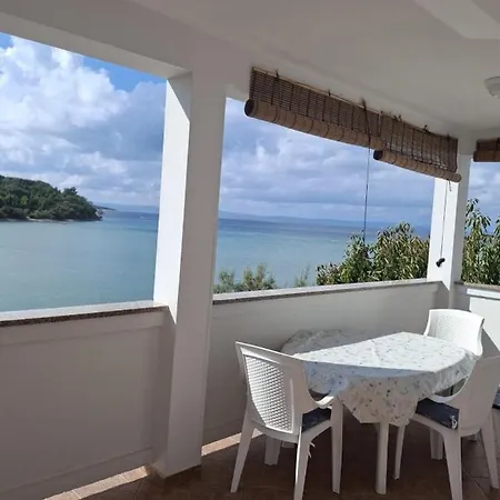 Seaview 3708 Apartment